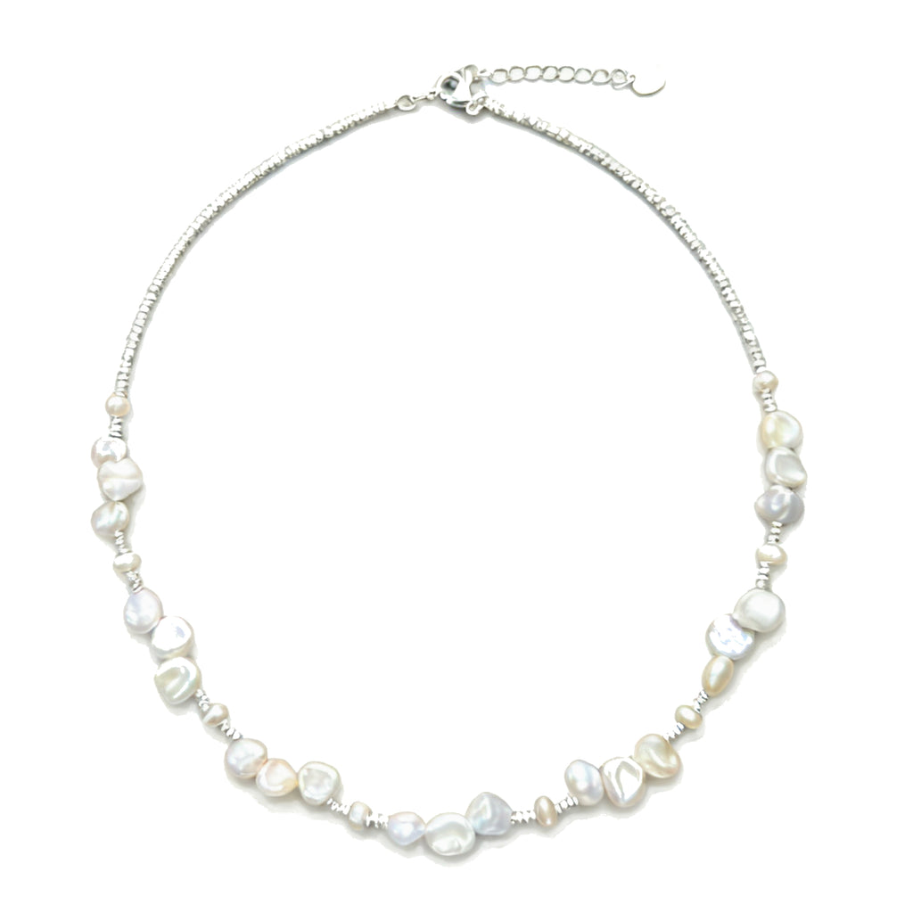 Petals Pearl Necklace