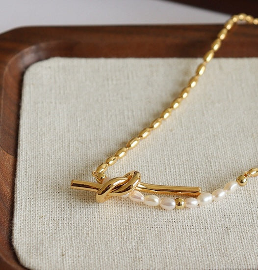 Twist Pearl Chain Necklace