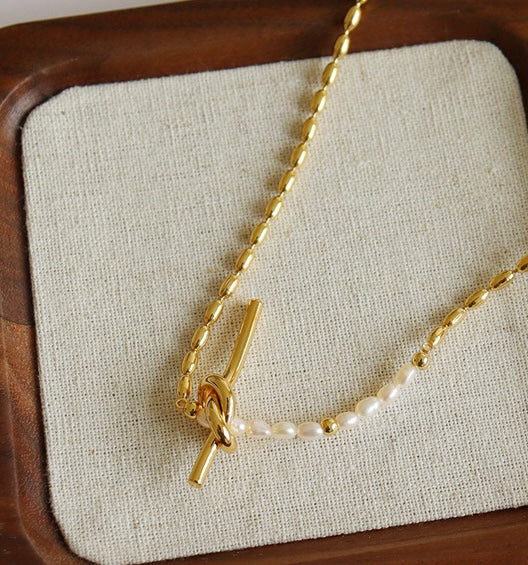 Twist Pearl Chain Necklace