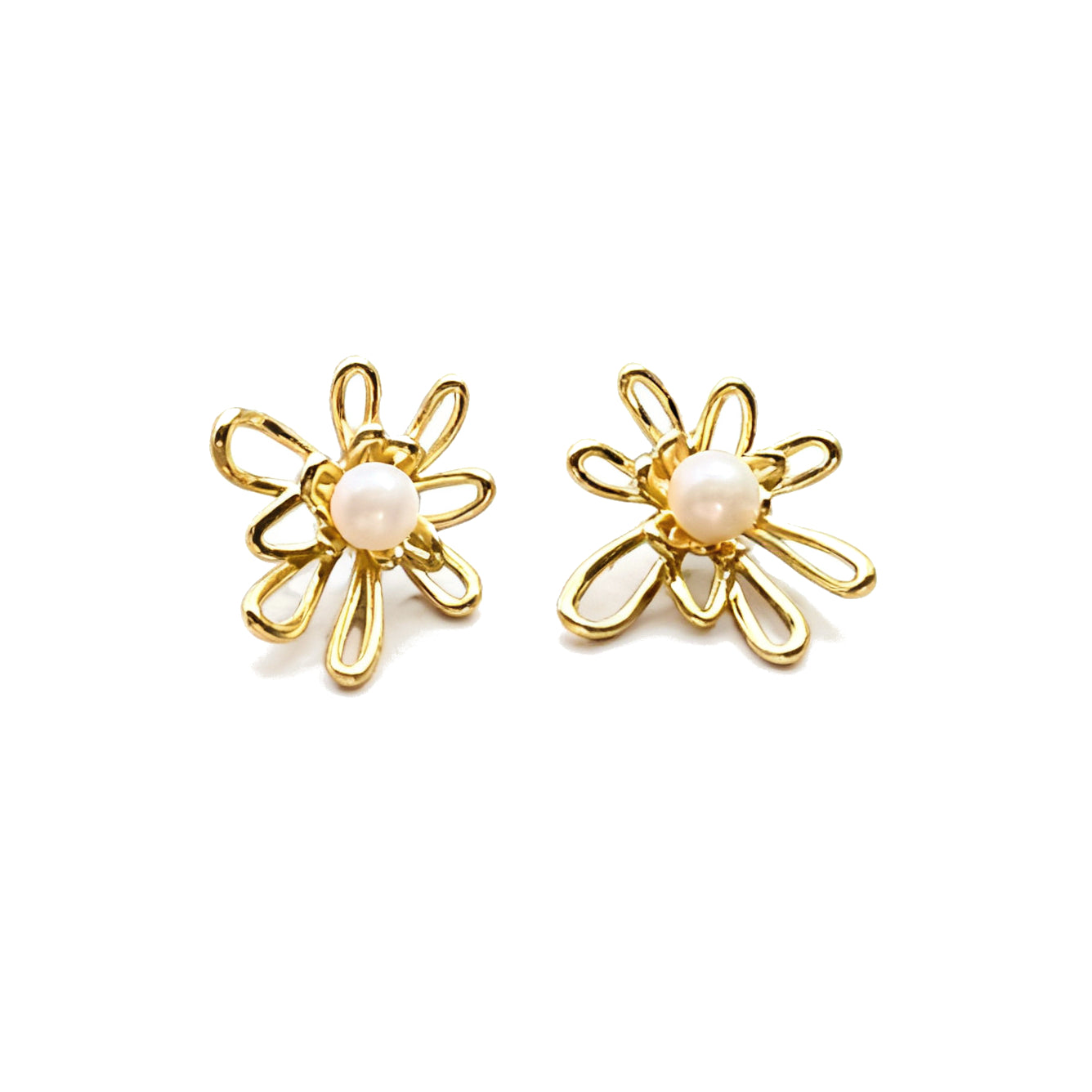 Bloom Pearl Earrings